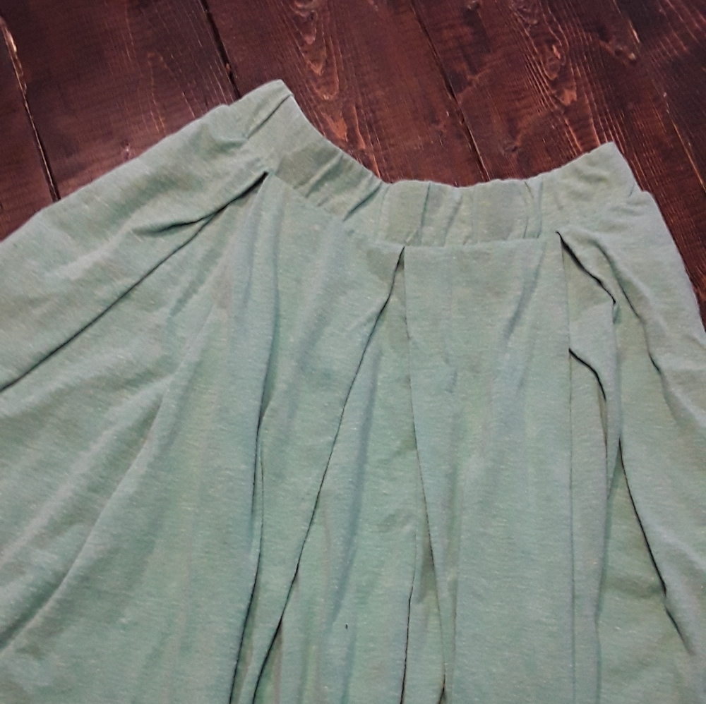 XS Lularoe Madison Skirt